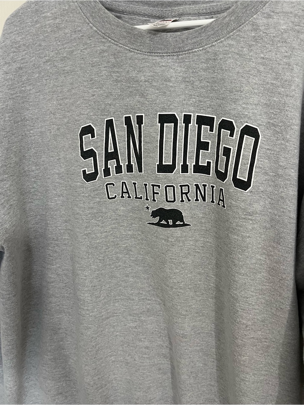 San Diego California Light Grey Crewneck Sweatshirt - Picture 2 of 5